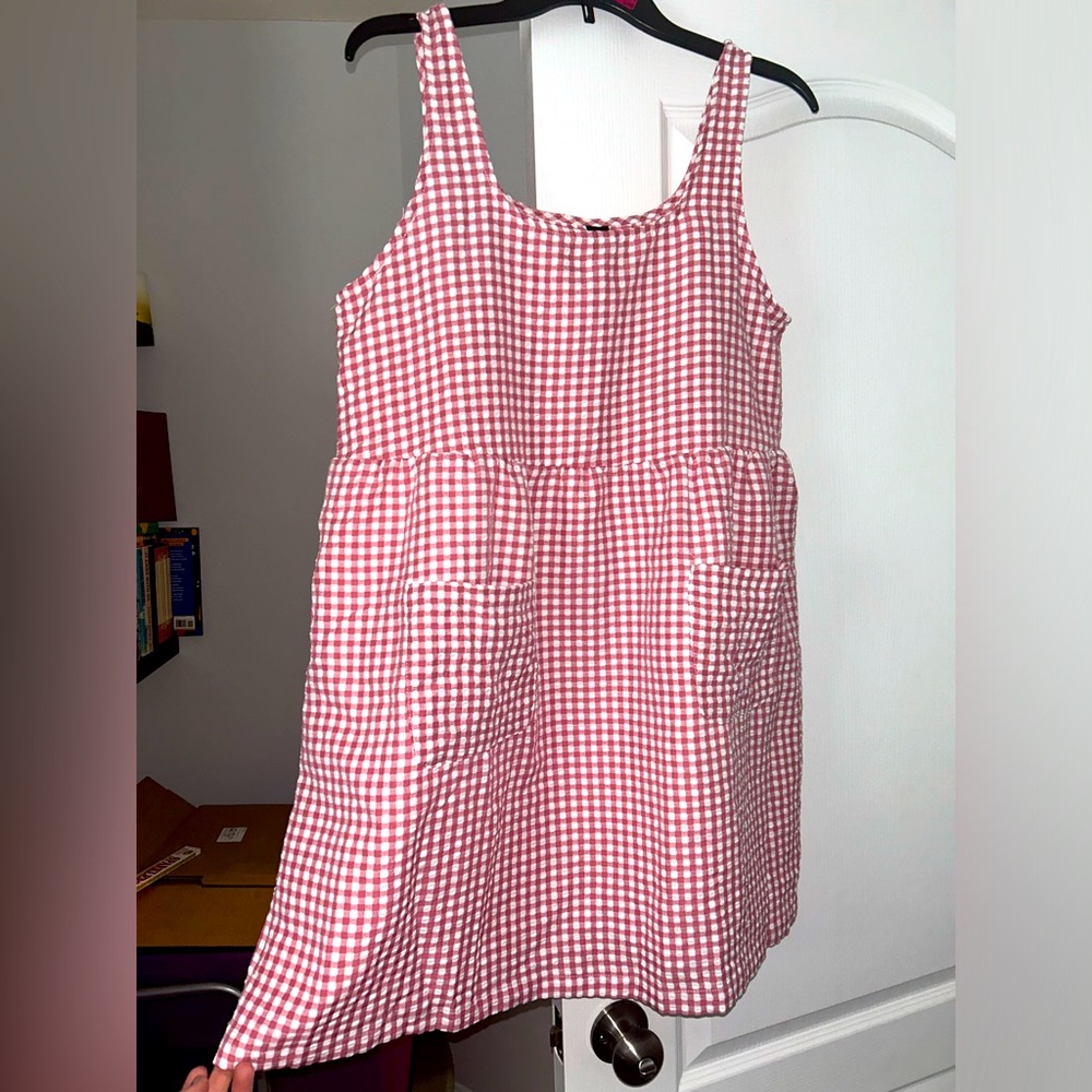 Brand new pink and white summer dress-never used